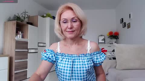 Jasmin room for people 40 online show from 10.17.25