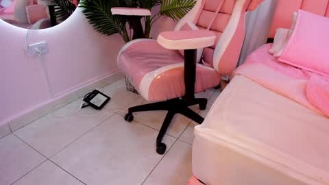      online show from 01.29.25