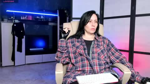 Snapshot of jasmin_milf chatting on 05.15.26 jasmin_milf online show from 05.15.26