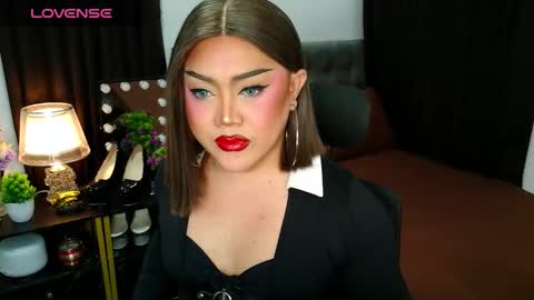 Jasmine Brandy online show from 01.15.26