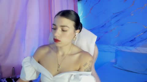 Snapshot of jasmine_hyper_1 chatting on 01.23.25 Jas online show from 01.23.25