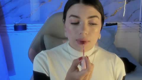 Snapshot of jasmine_hyper_1 chatting on 02.01.25 Jas online show from 02.01.25