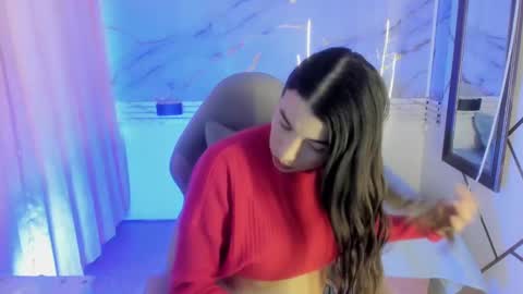 Snapshot of jasmine_hyper_1 chatting on 02.05.25 Jas online show from 02.05.25