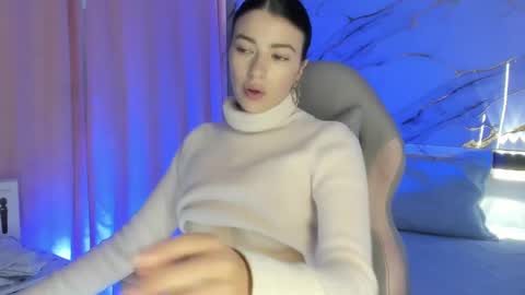 Snapshot of jasmine_hyper_1 chatting on 02.11.25 Jas online show from 02.11.25