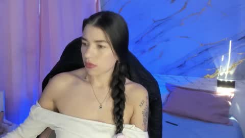 Snapshot of jasmine_hyper_1 chatting on 03.04.25 Jas online show from 03.04.25