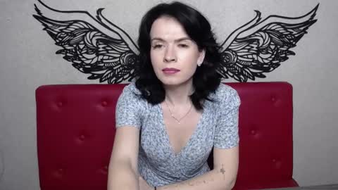 JasmineKouch online show from 01.28.25