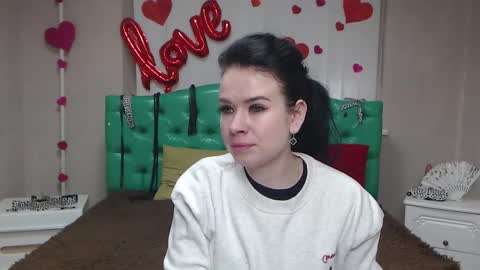 JasmineKouch online show from 02.06.26