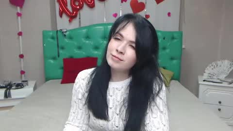 Snapshot of jasminekouch chatting on 04.29.26 JasmineKouch online show from 04.29.26