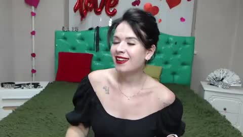 Snapshot of jasminekouch chatting on 07.16.26 JasmineKouch online show from 07.16.26
