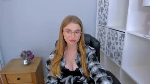 Snapshot of jasminerelax chatting on 10.12.25 JasmineRelax online show from 10.12.25