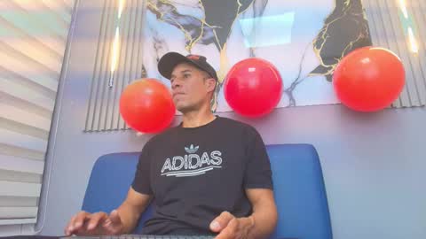 Snapshot of jason_tomas chatting on 02.14.26 Jason online show from 02.14.26