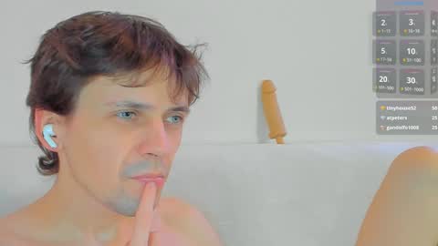 Snapshot of jasper_sun chatting on 12.06.24 Jasper online show from 12.06.24