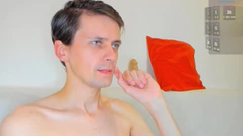 Snapshot of jasper_sun chatting on 10.02.25 Jasper online show from 10.02.25