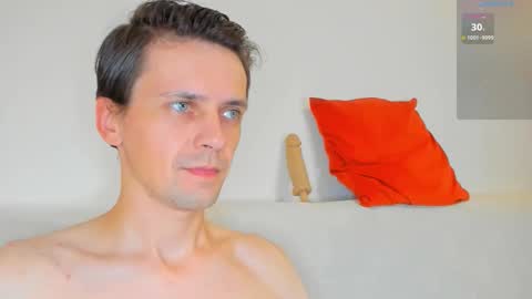 Snapshot of jasper_sun chatting on 10.06.25 Jasper online show from 10.06.25