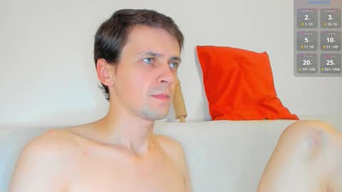 Snapshot of jasper_sun chatting on 10.08.25 Jasper online show from 10.08.25