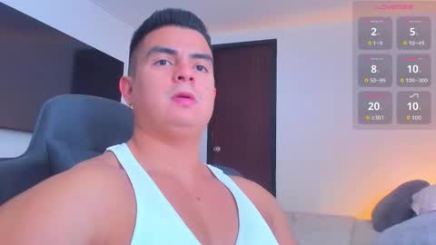 JBrooksXx online show from 11.10.25