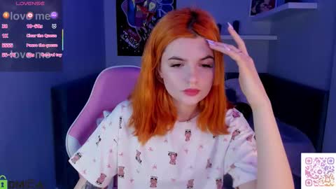 Snapshot of jass_kiss chatting on 11.04.25 Charlotte online show from 11.04.25