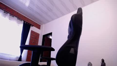 Snapshot of jasson_king01 chatting on 07.14.26 JKing online show from 07.14.26