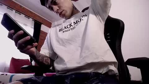Snapshot of jasson_king01 chatting on 07.19.26 JKing online show from 07.19.26