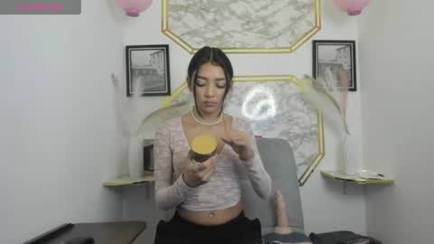 Snapshot of jaulyn_18 chatting on 06.28.26 Jaulyn online show from 06.28.26