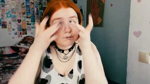 Snapshot of java_fire chatting on 06.17.26 Katerina online show from 06.17.26