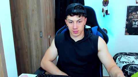 Snapshot of javiersexymann chatting on 01.31.25 Javier online show from 01.31.25