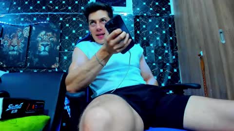 Snapshot of javiersexymann chatting on 09.09.25 Javier online show from 09.09.25