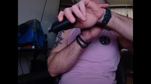 Snapshot of jaxjohnson12 chatting on 11.03.25 jaxjohnson12 online show from 11.03.25