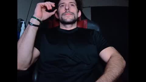 Snapshot of jaxjohnson12 chatting on 11.14.25 jaxjohnson12 online show from 11.14.25