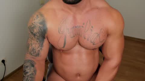 JaxonHunk online show from 12.11.24