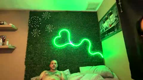 jay_banks0420 online show from 11.21.25