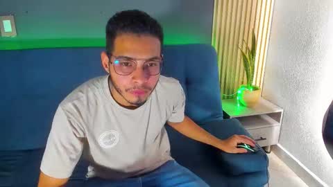 jay_brown69 online show from 12.20.25