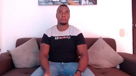 Snapshot of jay_smit chatting on 12.22.24 jay smit online show from 12.22.24