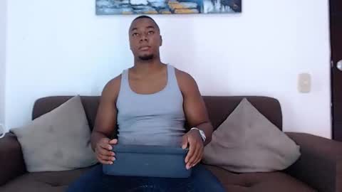 Snapshot of jay_smit chatting on 12.23.24 jay smit online show from 12.23.24