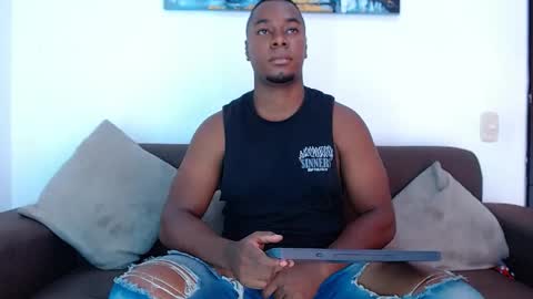 Snapshot of jay_smit chatting on 02.04.25 jay smit online show from 02.04.25