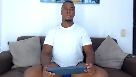 Snapshot of jay_smit chatting on 03.08.25 jay smit online show from 03.08.25