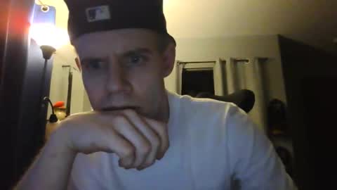 Snapshot of jaybrik92 chatting on 05.11.26 Jlio Delgauto online show from 05.11.26