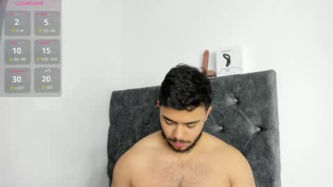 Snapshot of jayd_muscle1 chatting on 05.18.26 jayd_muscle1 online show from 05.18.26
