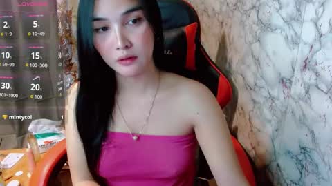 Jayda Khalifa  online show from 09.11.25