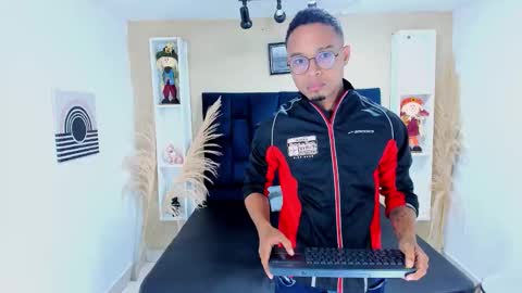 Jayden Morris online show from 10.12.25