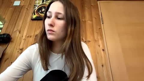 Snapshot of jayneboutros chatting on 11.28.25 Sonya online show from 11.28.25