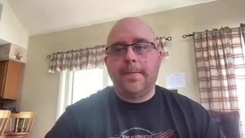 Snapshot of jayredneck chatting on 03.18.26 jayredneck online show from 03.18.26