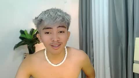 jaysee_hugecox online show from 04.16.26