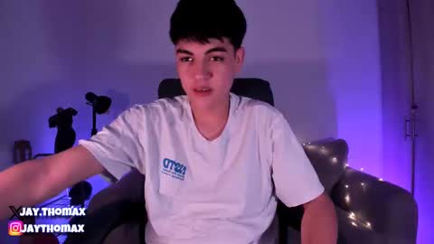 Snapshot of jaythomax chatting on 02.01.25 jaythomax online show from 02.01.25