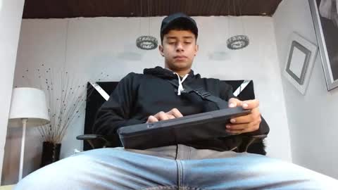 jaze_bradley online show from 03.12.25