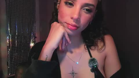 Snapshot of jazmeetswrld_show chatting on 10.20.25 Jazmeetswrld online show from 10.20.25