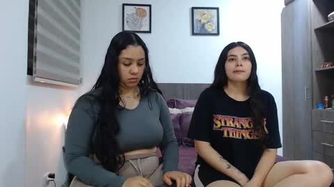 Jazmin and Scarlett online show from 02.19.26