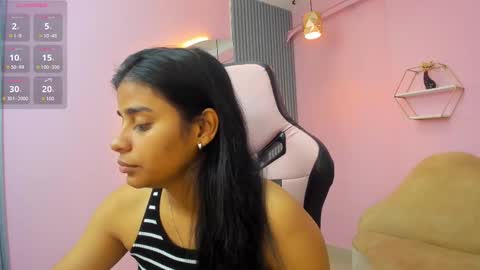 Snapshot of jazmin_ebony chatting on 09.22.25 jazmin online show from 09.22.25