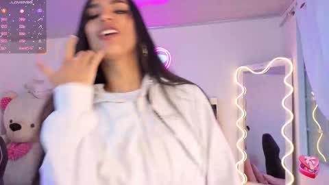 Jazmin  online show from 11.12.25