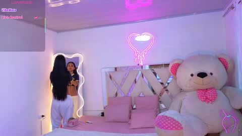 Jazmin  online show from 12.18.25